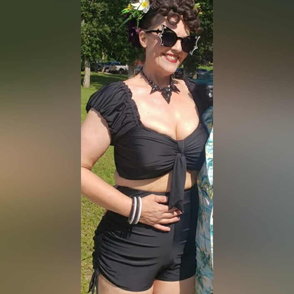 Black Ruched Swim Suit 2 Pc